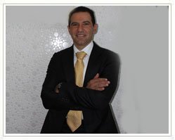 Slider image (4) Giovanni Bojanini | Alopecia Hair Loss Center